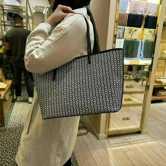 NWT Tory Burch 153170 Gemini Link Tote Black Coated Canvas Shoulder Bag - Picture 3 of 12